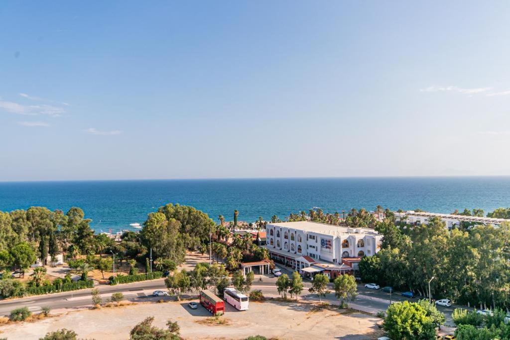 Lara Park Suites Antalya Exterior foto