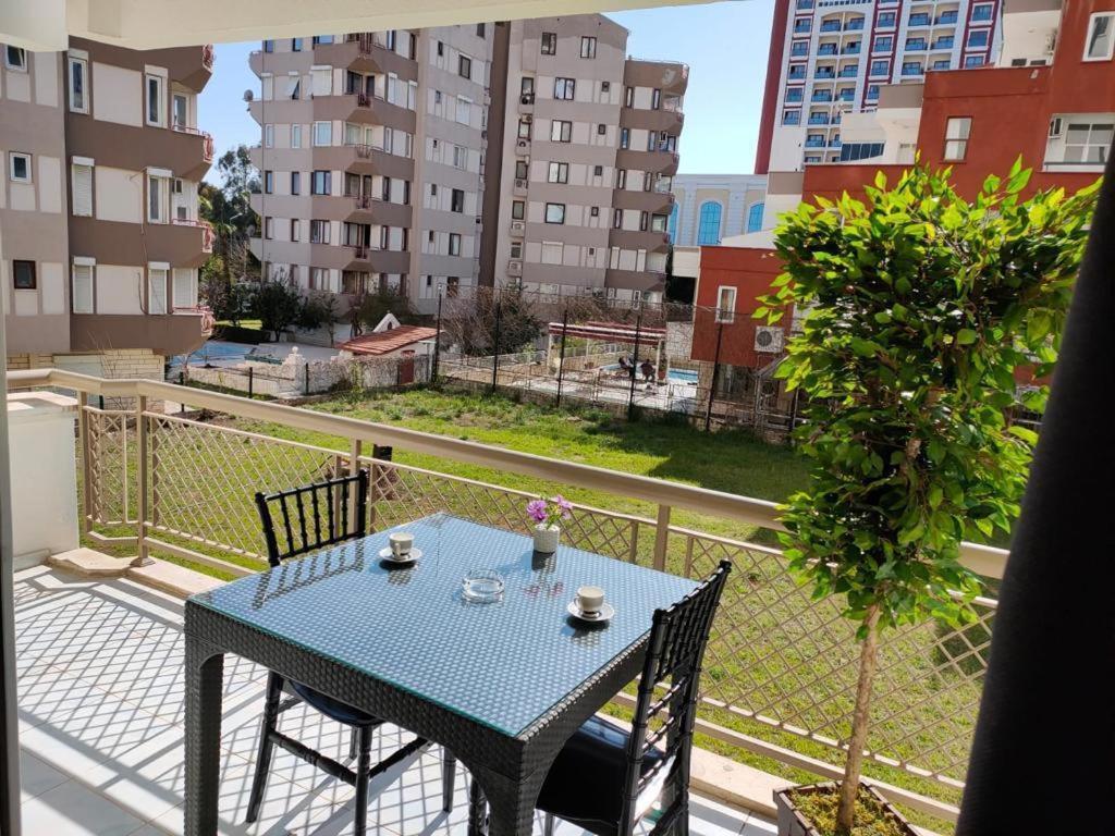 Lara Park Suites Antalya Exterior foto
