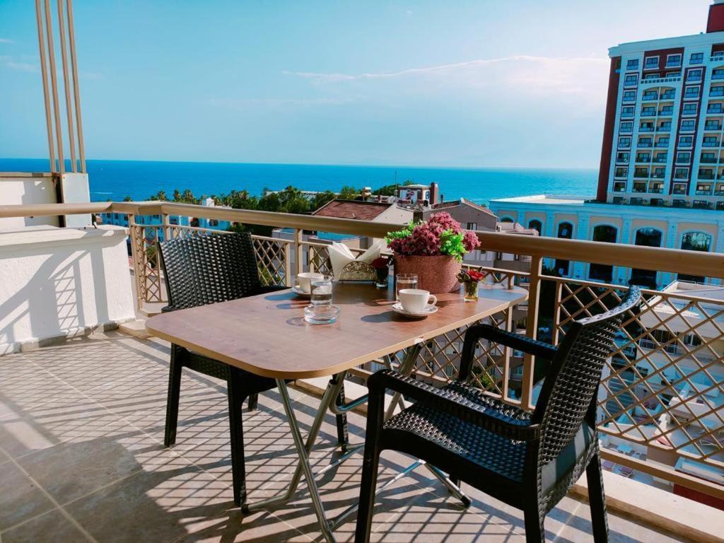 Lara Park Suites Antalya Exterior foto