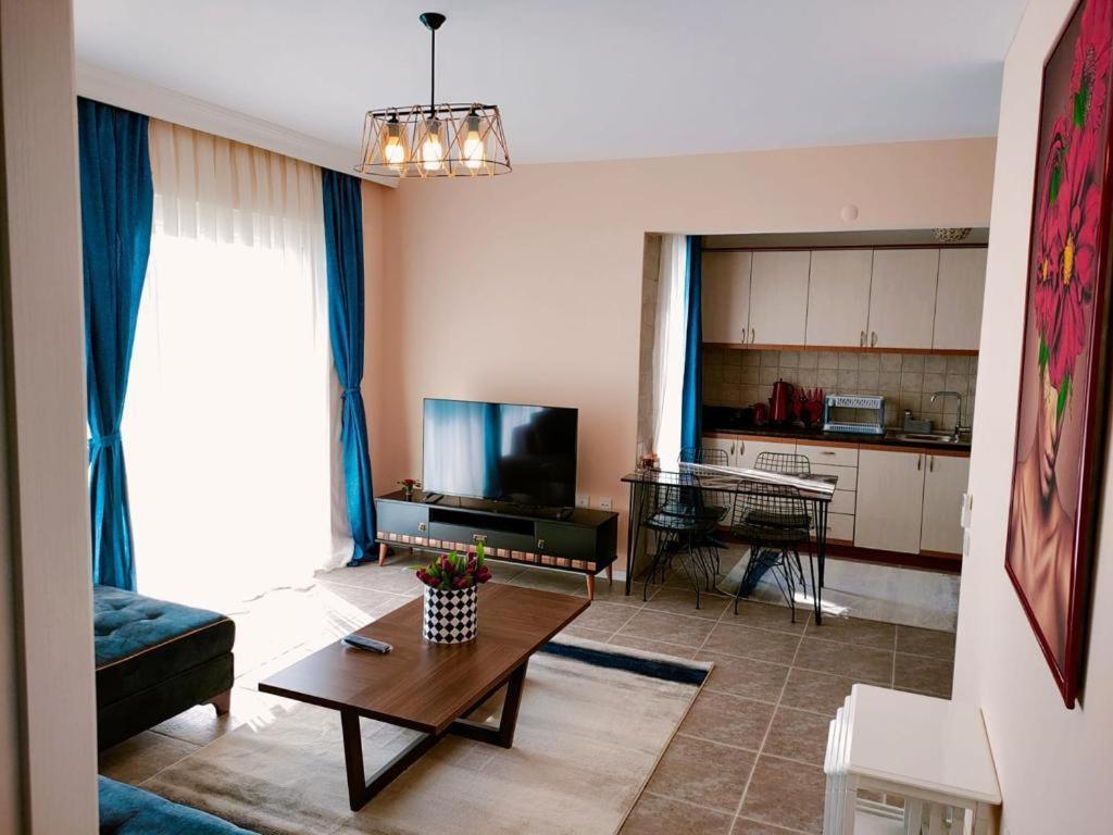 Lara Park Suites Antalya Exterior foto